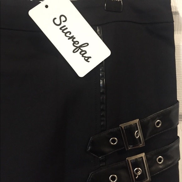 Black Ruffle Drop Waist Skirt - Picture 6 of 6